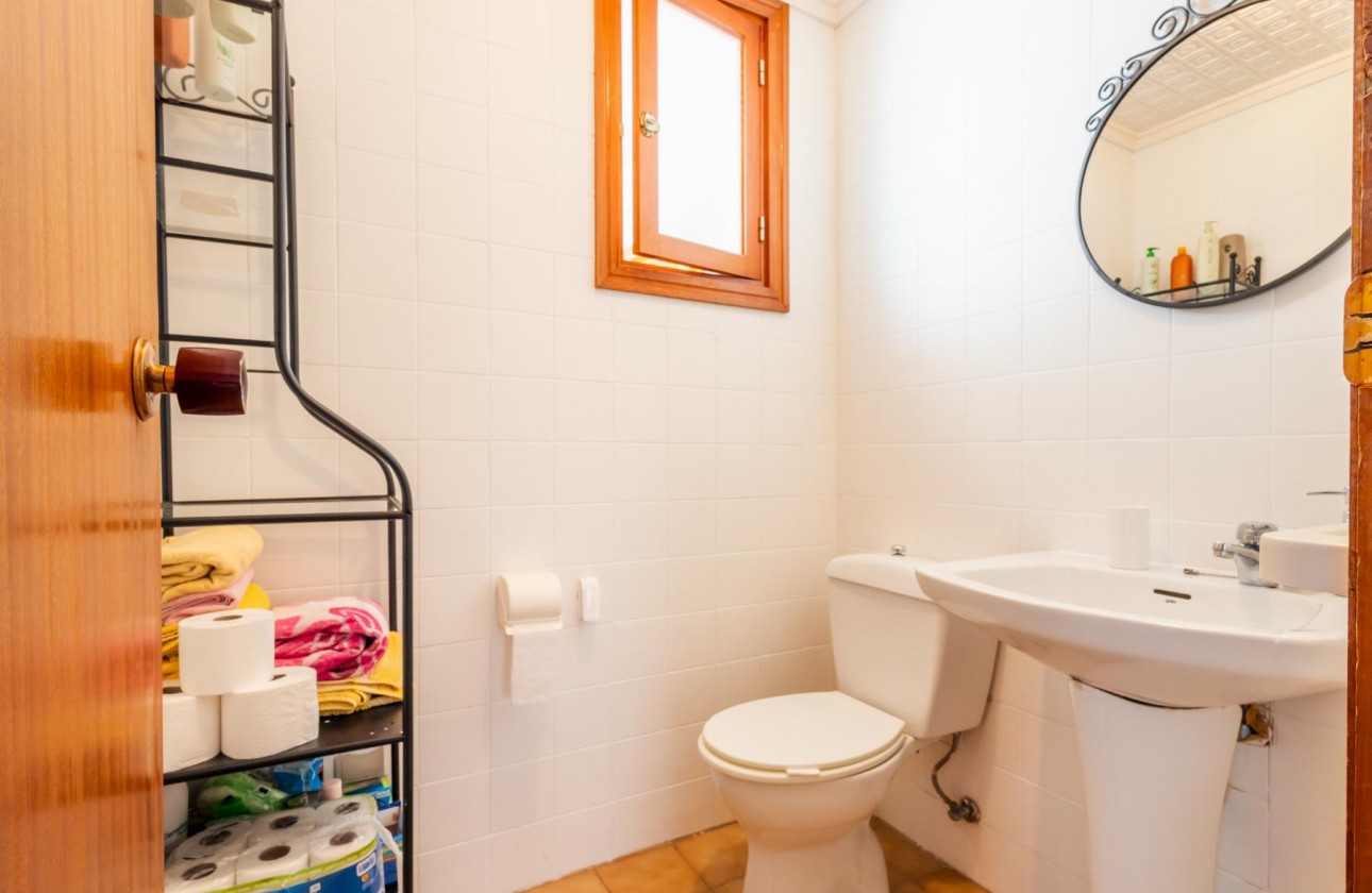 Resale - Apartment / flat - Torrevieja - playa de los naufragos