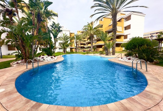 Revente - Appartement - Torrevieja - Punta prima