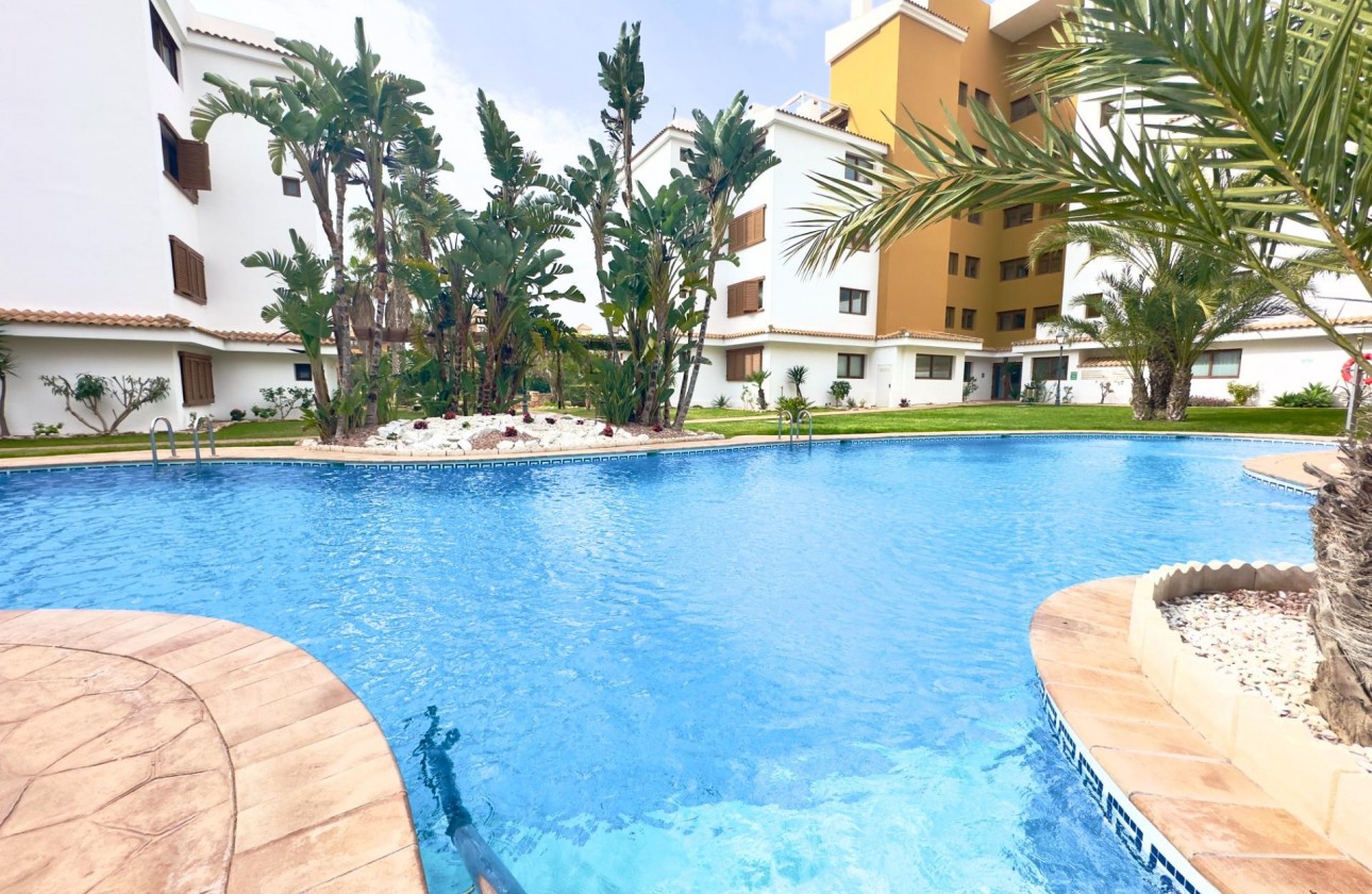 Revente - Appartement - Torrevieja - Punta prima