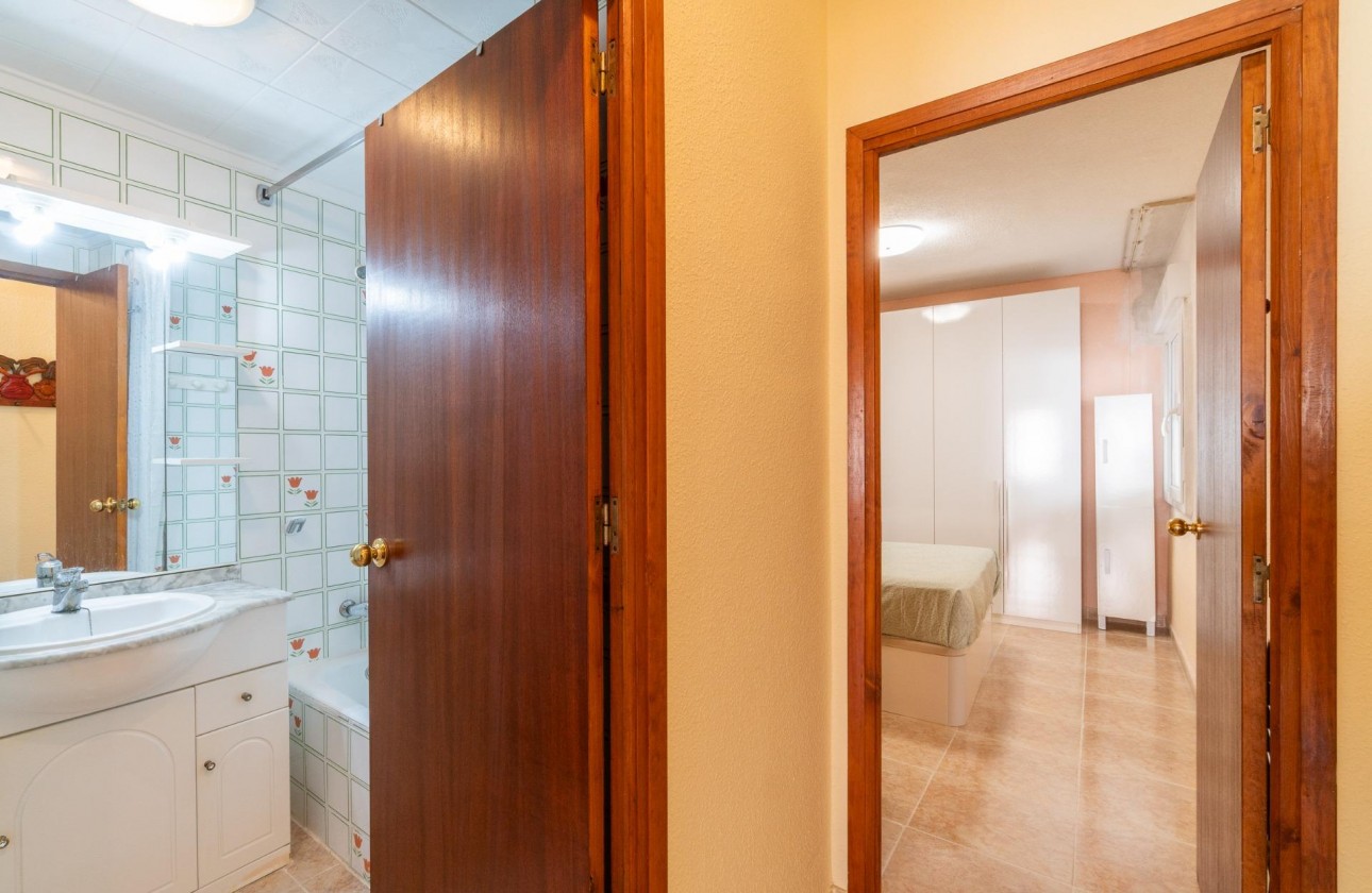 Reventa - Apartamento / piso - Torrevieja - Playa del cura