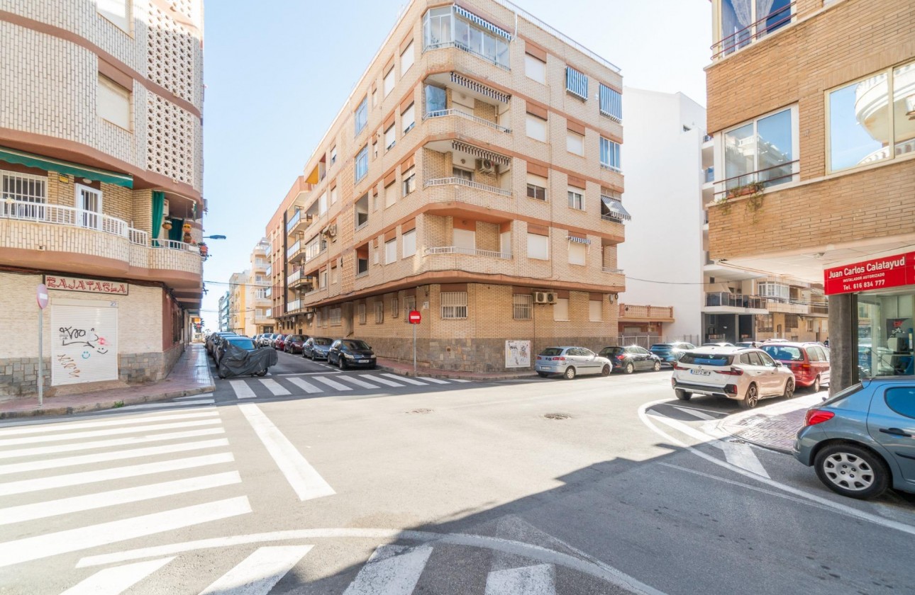 Reventa - Apartamento / piso - Torrevieja - Playa del cura