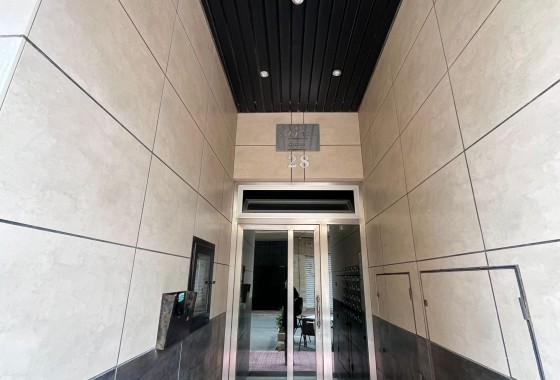 Resale - Apartment / flat - Torrevieja - La Mata pueblo