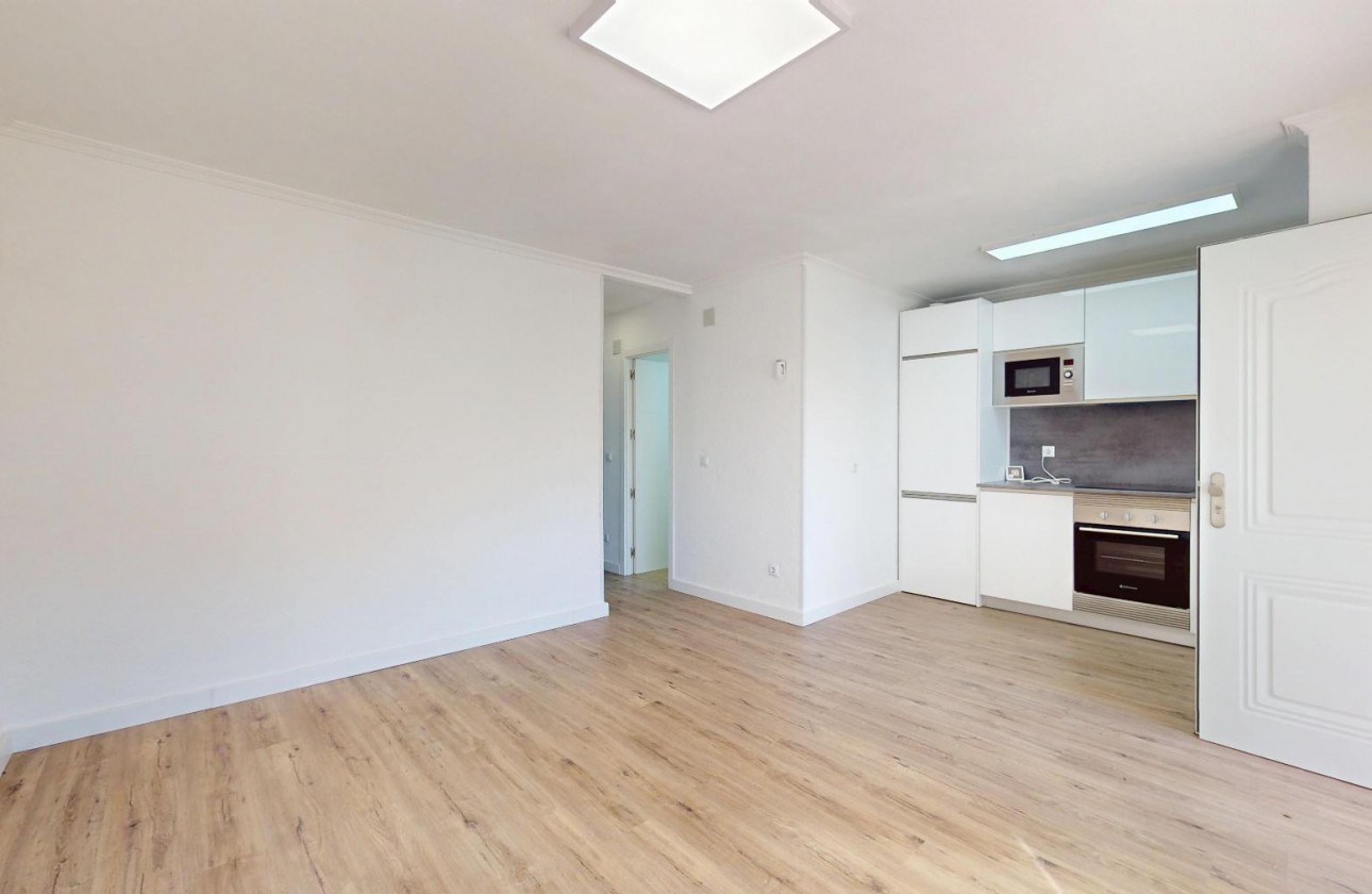 Resale - Bungalow - Orihuela Costa - Villamartín