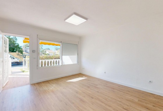 Resale - Bungalow - Orihuela Costa - Villamartín