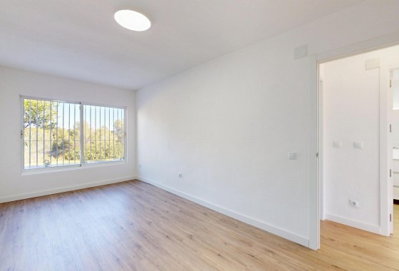 Resale - Bungalow - Orihuela Costa - Villamartín