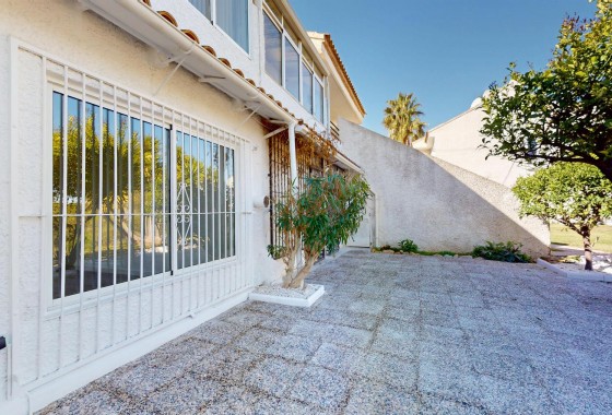 Resale - Bungalow - Orihuela Costa - Villamartín