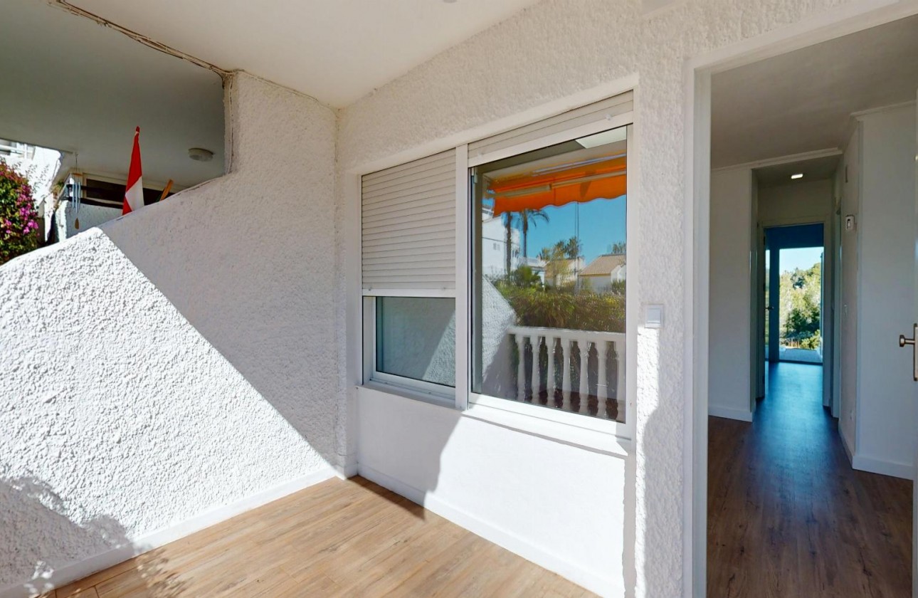 Resale - Bungalow - Orihuela Costa - Villamartín