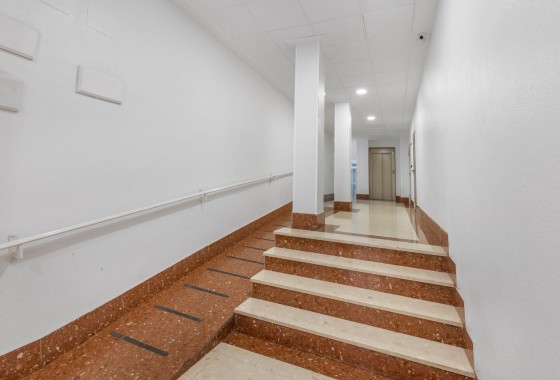 Reventa - Apartamento / piso - Torrevieja - torrevieja