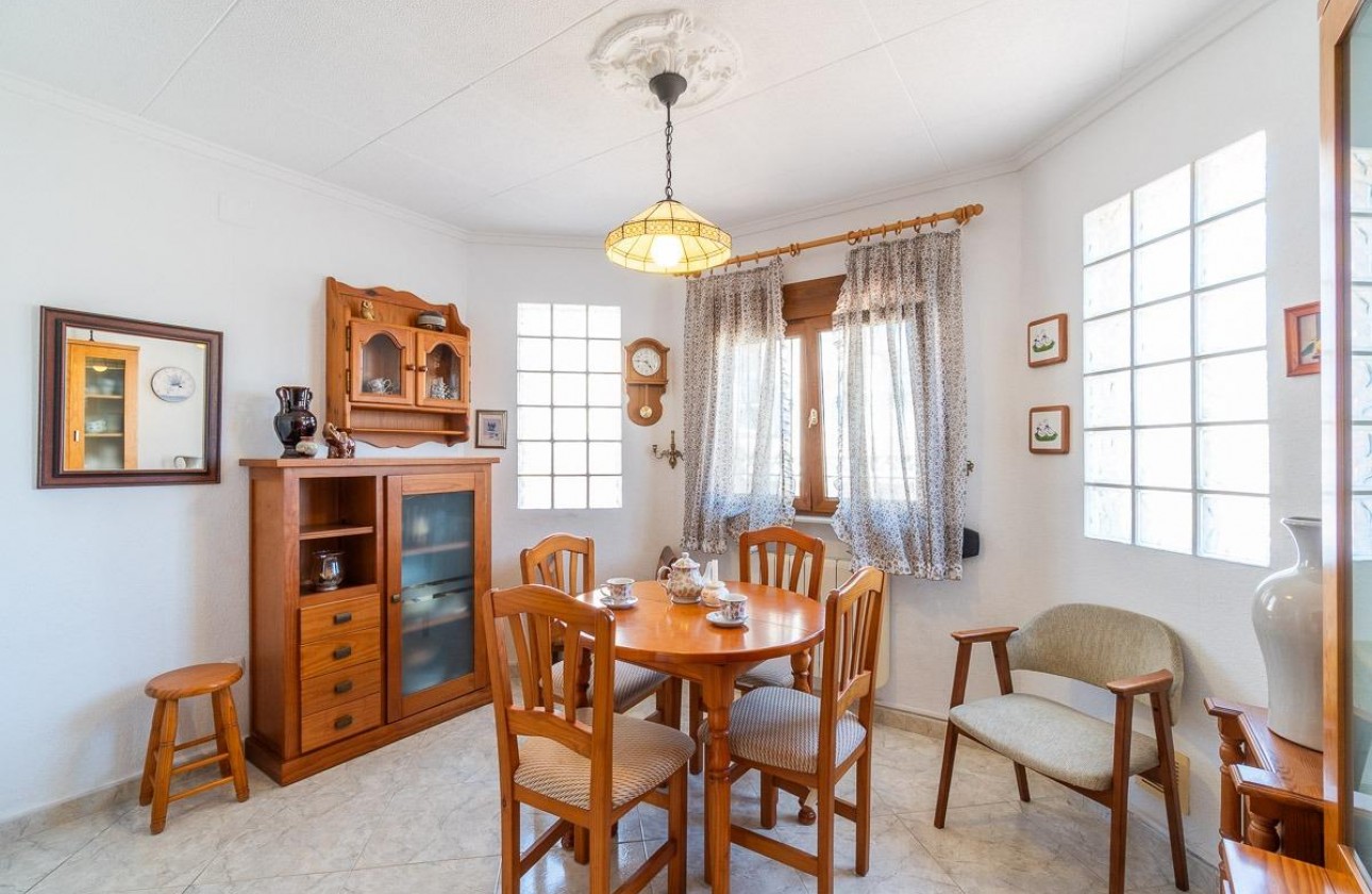 Resale - Villa - San Fulgencio - La Marina