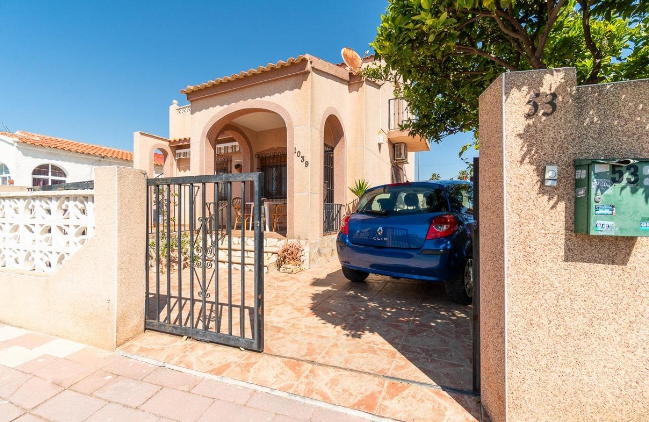 Resale - Villa - San Fulgencio - La Marina