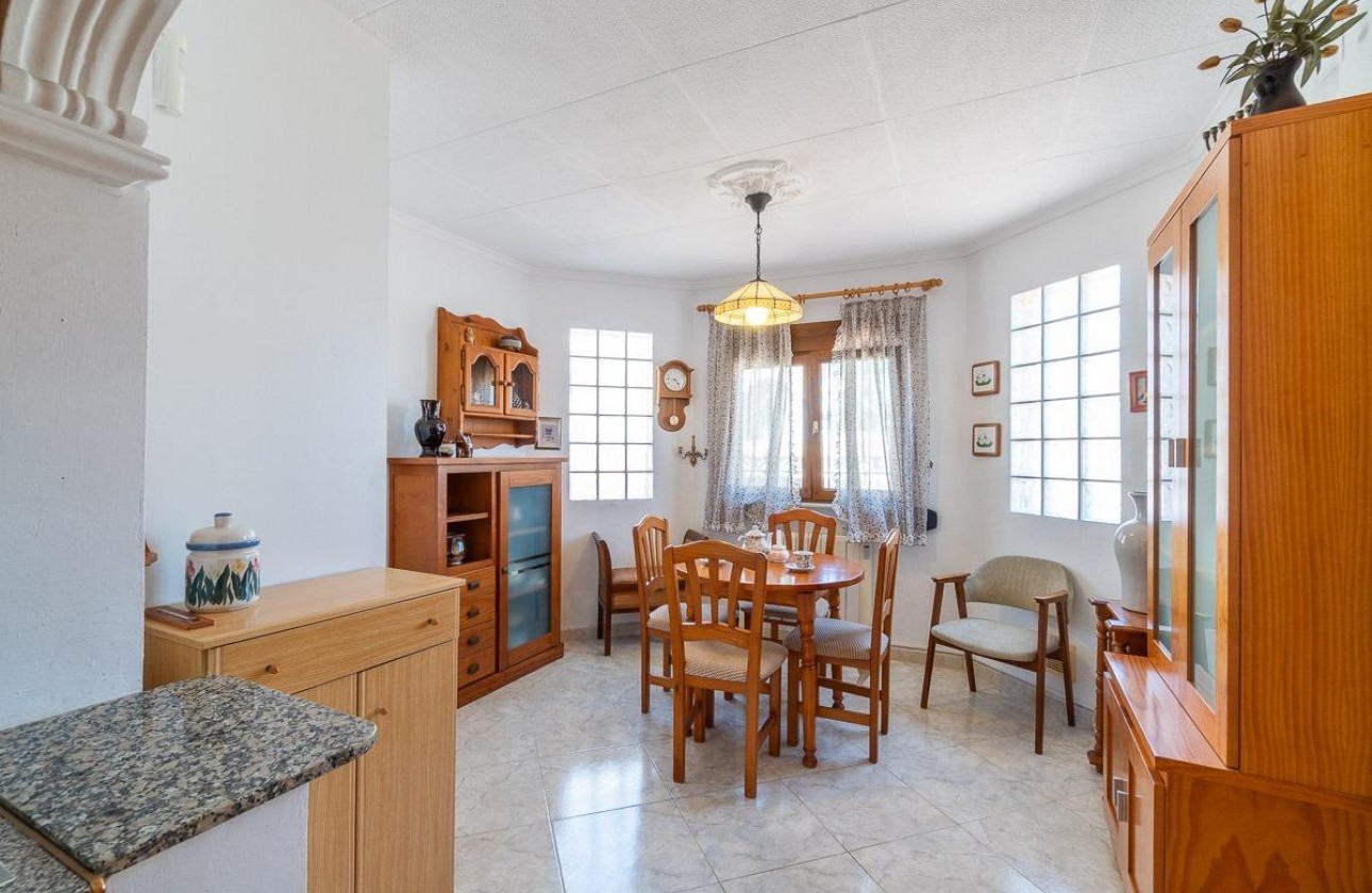 Resale - Villa - San Fulgencio - La Marina