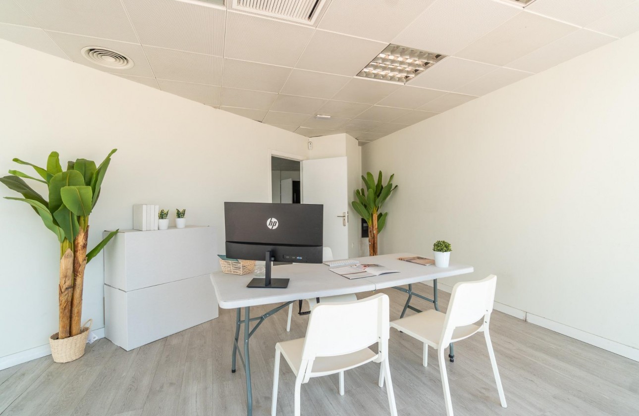 Location à long terme - Commercial - Orihuela Costa - Playa Flamenca