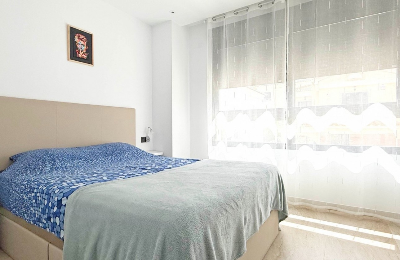 Revente - Villa - Orihuela Costa - Villamartín