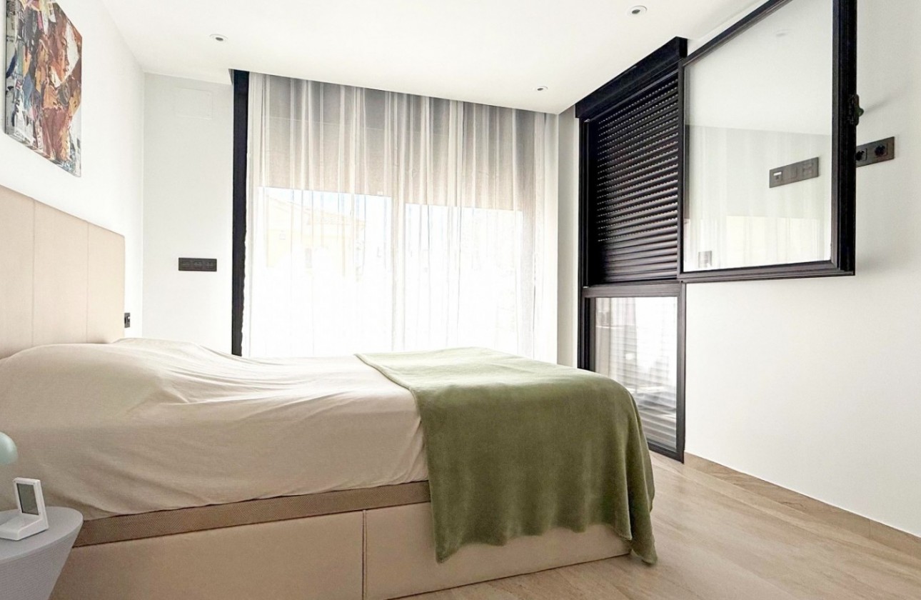 Revente - Villa - Orihuela Costa - Villamartín