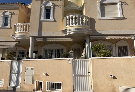 Reventa - Chalet - Heredades