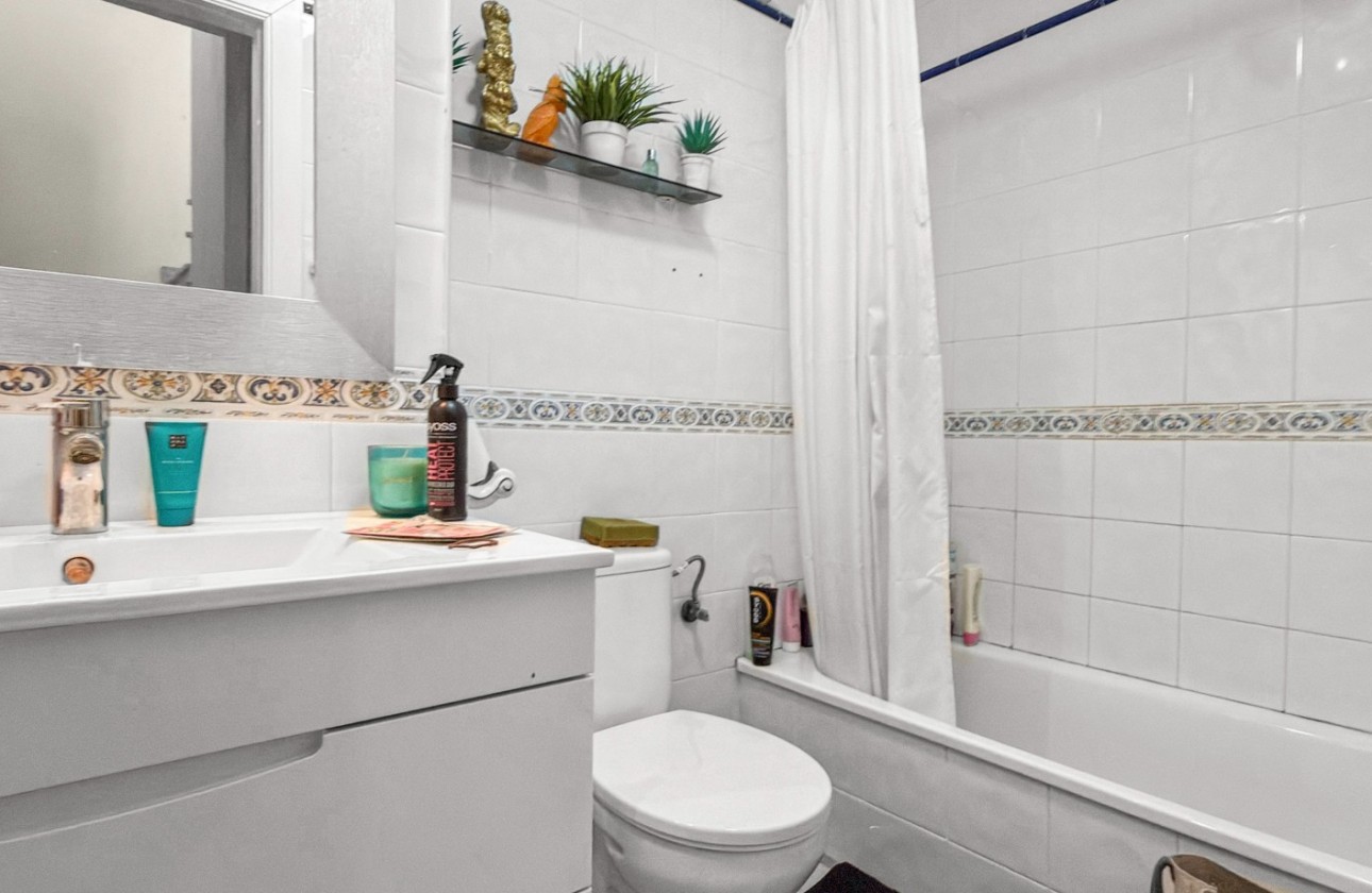 Revente - Villa - Orihuela Costa - La Florida