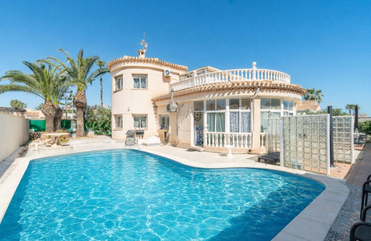 Revente - Villa - Orihuela Costa - La Zenia