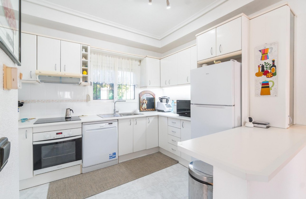 Revente - Villa - Orihuela Costa - La Zenia