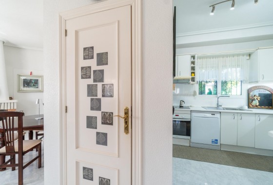 Revente - Villa - Orihuela Costa - La Zenia