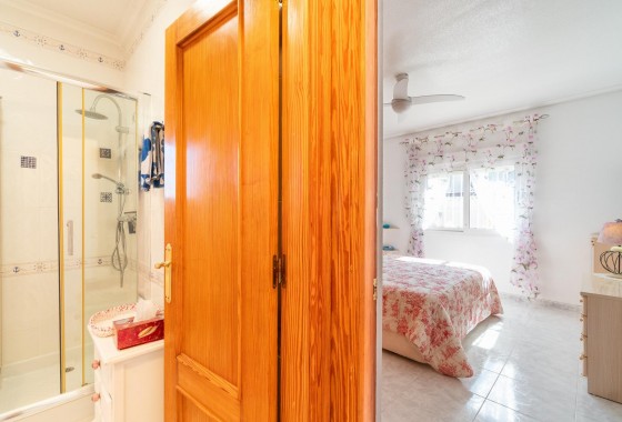 Revente - Villa - Orihuela Costa - La Zenia