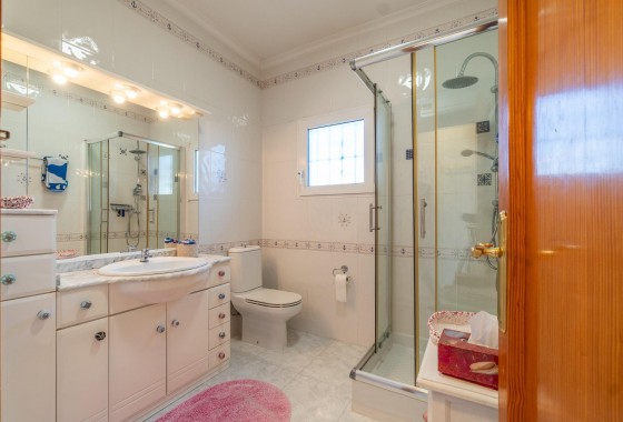 Revente - Villa - Orihuela Costa - La Zenia