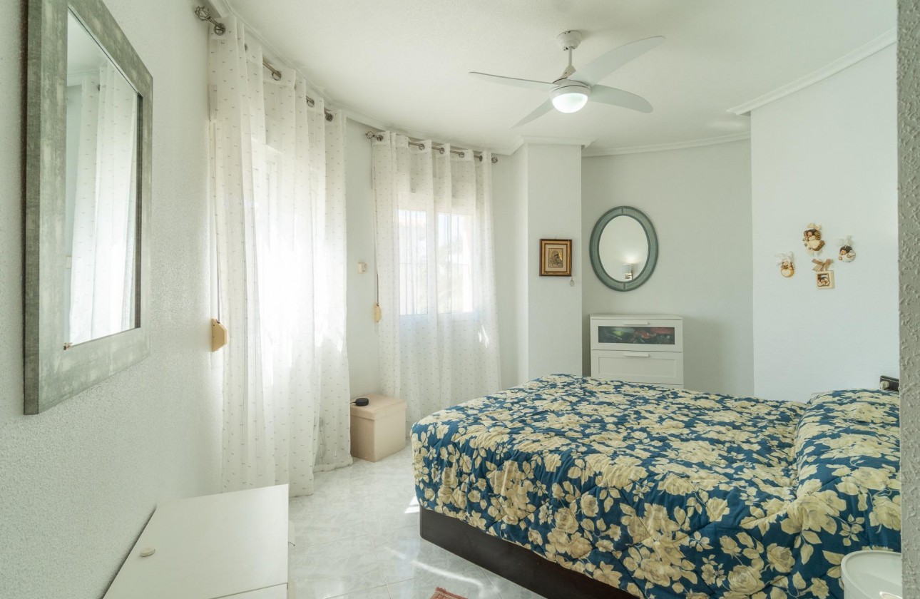 Revente - Villa - Orihuela Costa - La Zenia