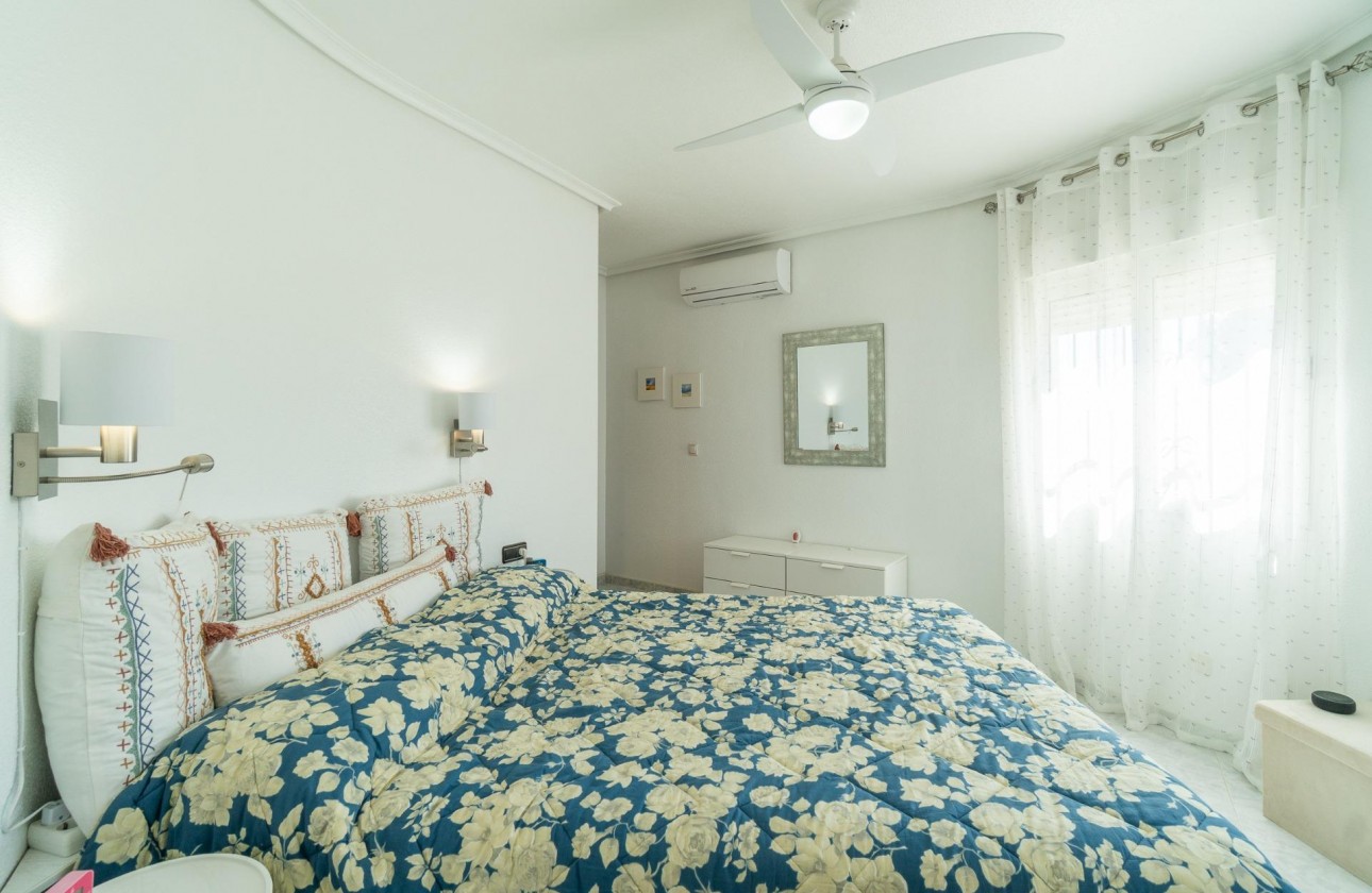 Revente - Villa - Orihuela Costa - La Zenia