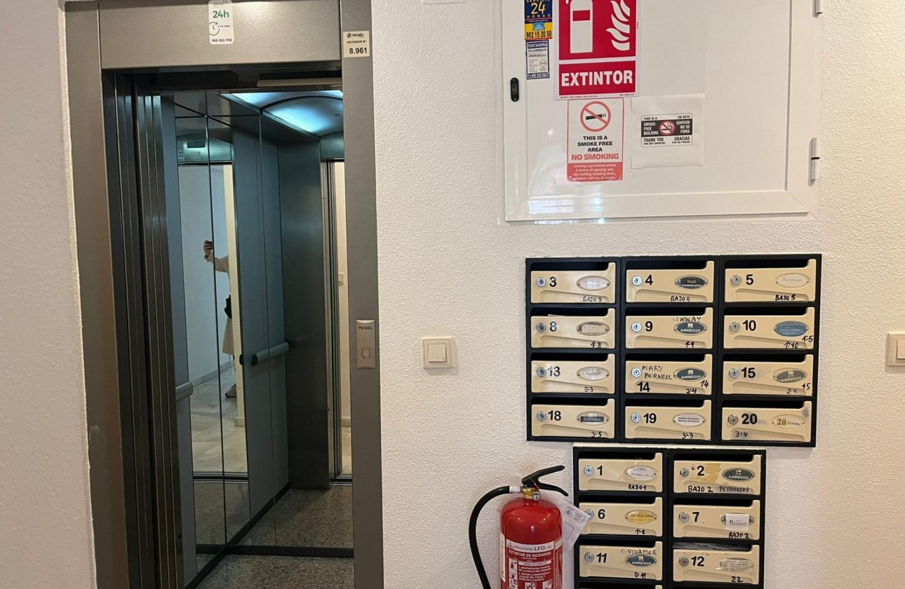 Revente - Appartement - Torrevieja - Cabo cervera