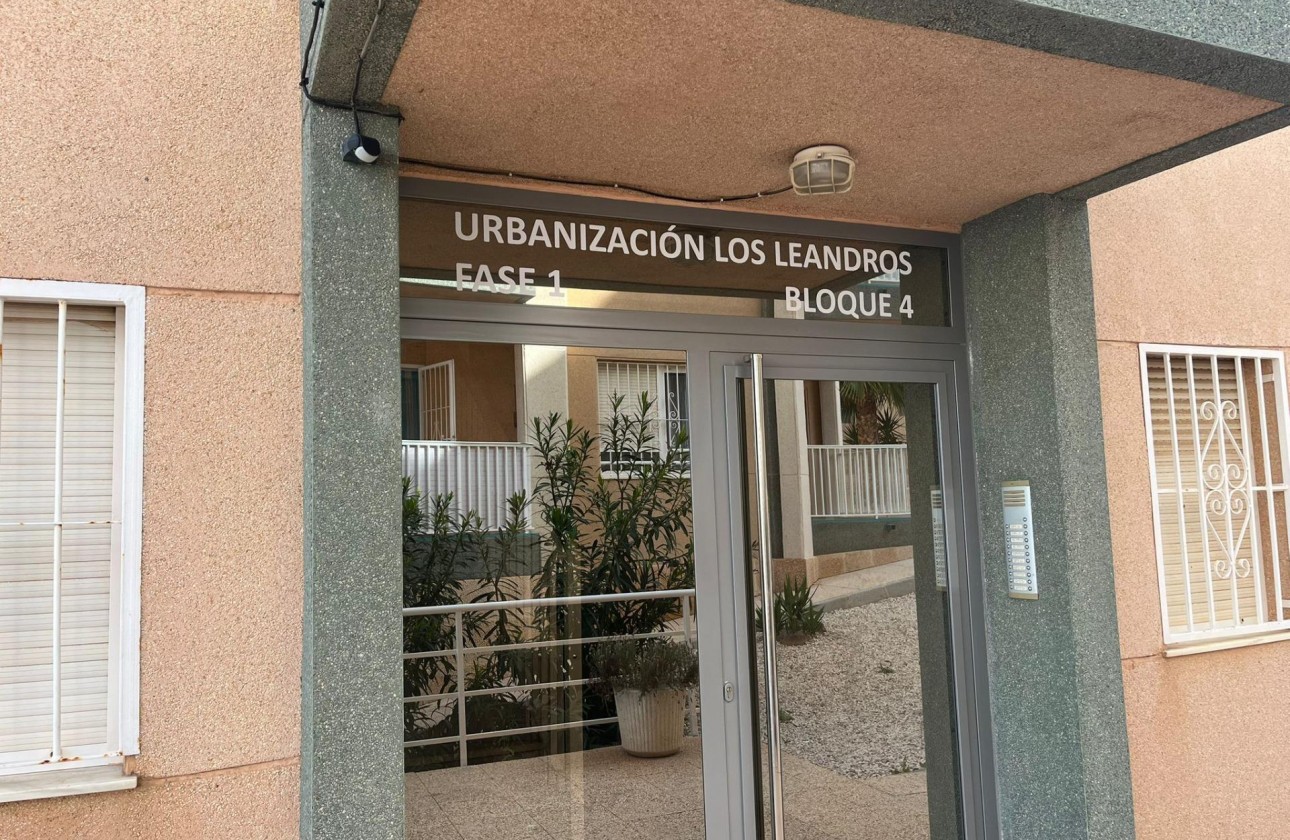 Revente - Appartement - Torrevieja - Cabo cervera