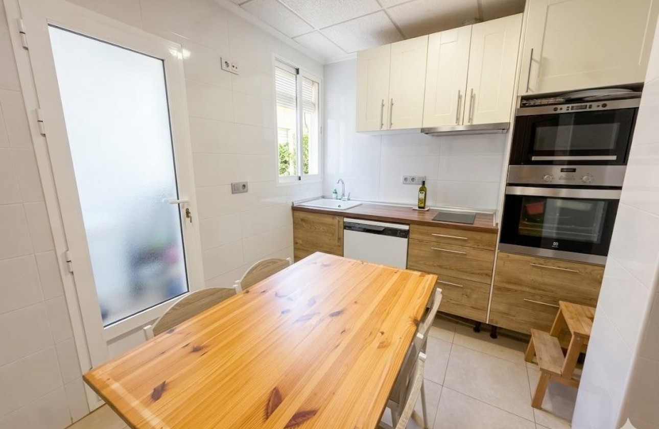 Revente - Appartement - Torrevieja - Centro