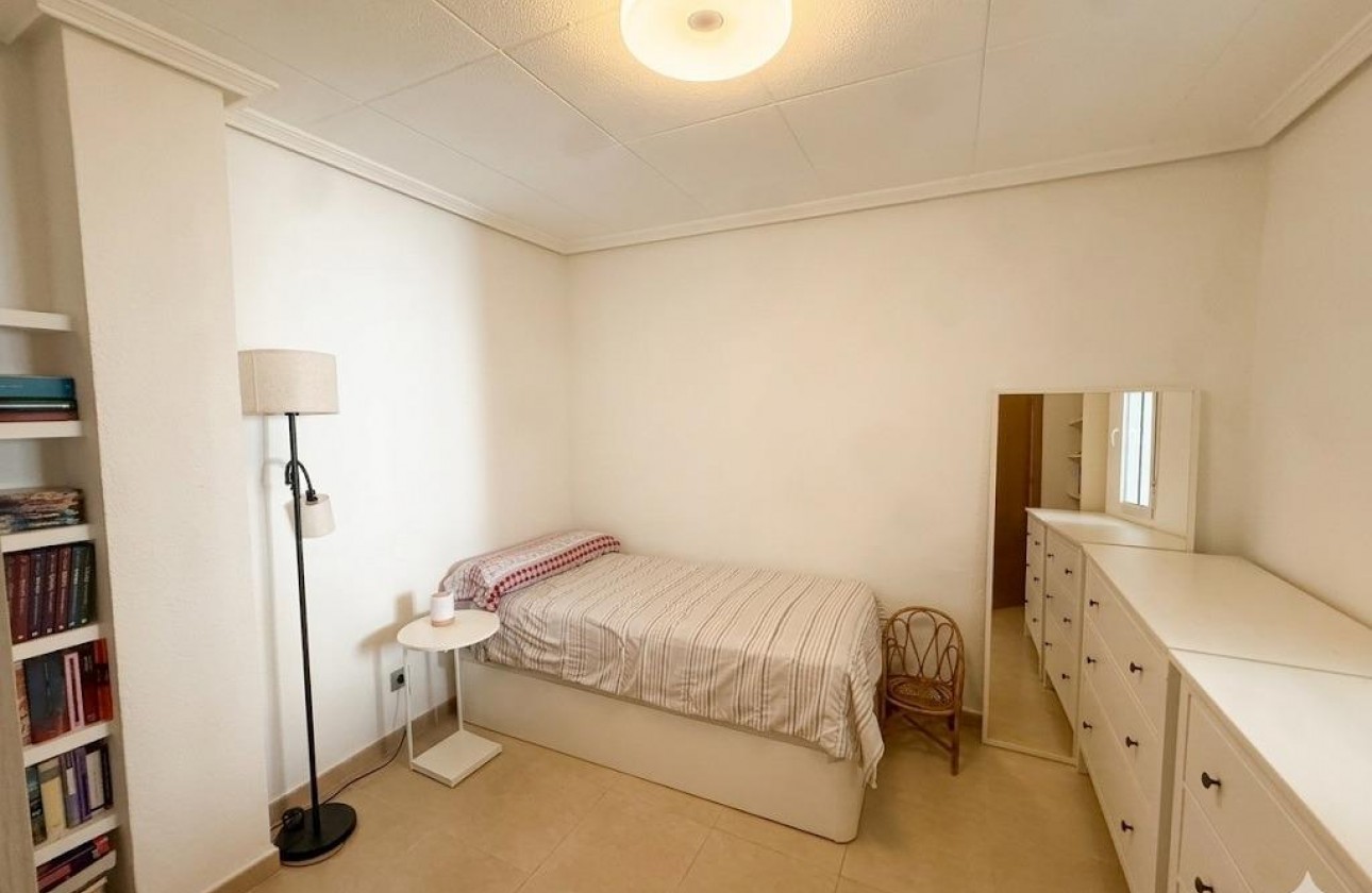 Revente - Appartement - Torrevieja - Centro