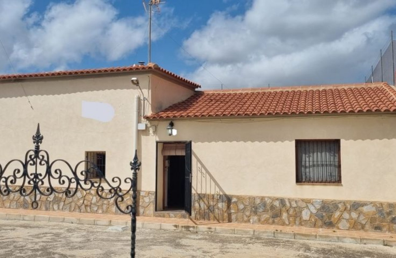 Reventa - Country house - Hondón de las Nieves