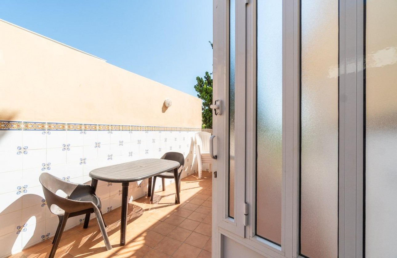 Resale - Villa - Torrevieja - Cala de cabo cervera