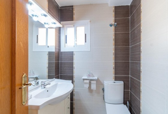 Resale - Villa - Torrevieja - Cala de cabo cervera