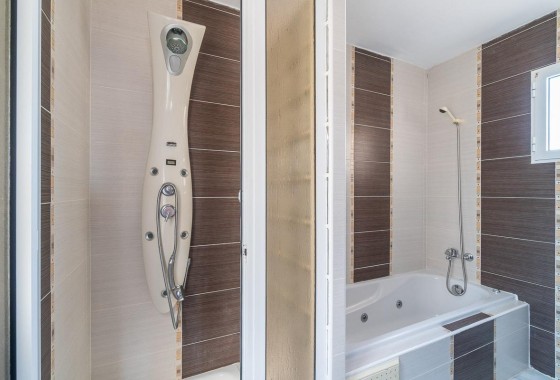 Resale - Villa - Torrevieja - Cala de cabo cervera