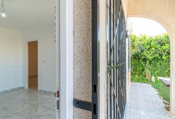 Revente - Villa - Torrevieja - Carrefour