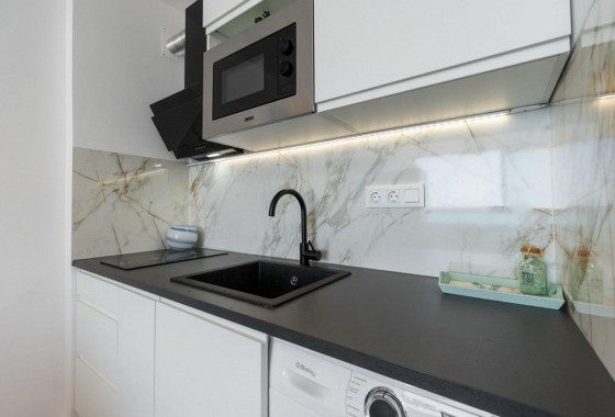 Resale - Apartment / flat - Torrevieja - Cabo cervera