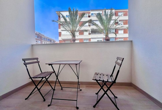 Reventa - Apartamento / piso - Torrevieja - torrevieja