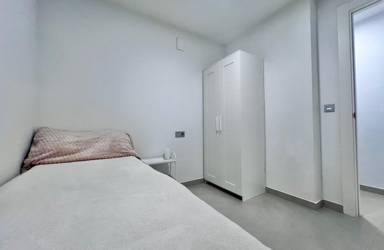 Reventa - Apartamento / piso - Torrevieja - torrevieja