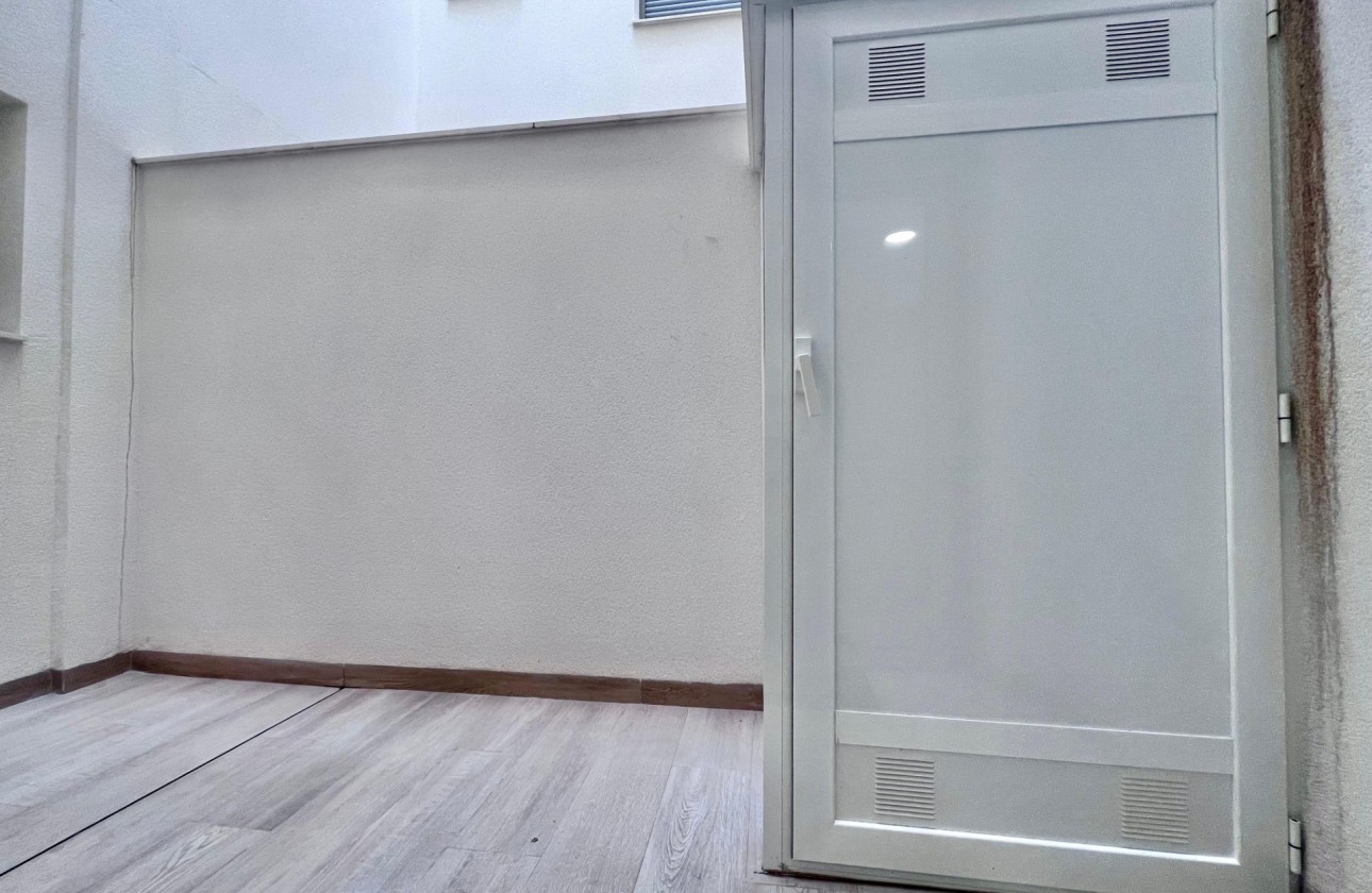 Reventa - Apartamento / piso - Torrevieja - torrevieja