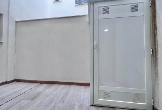 Reventa - Apartamento / piso - Torrevieja - torrevieja