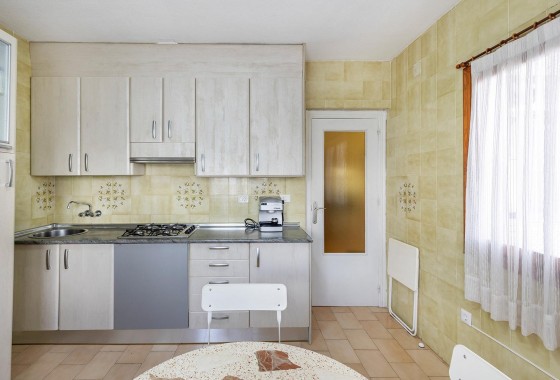 Resale - Villa - Torrevieja - Calas blanca