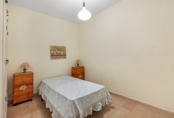 Resale - Villa - Torrevieja - Calas blanca