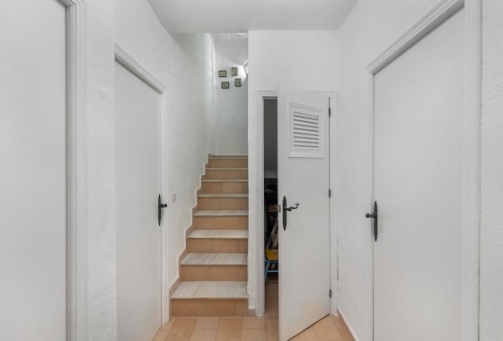 Resale - Villa - Torrevieja - Calas blanca