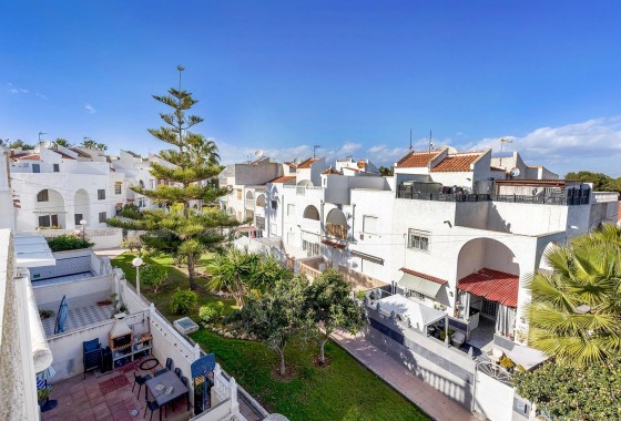 Resale - Villa - Torrevieja - Calas blanca