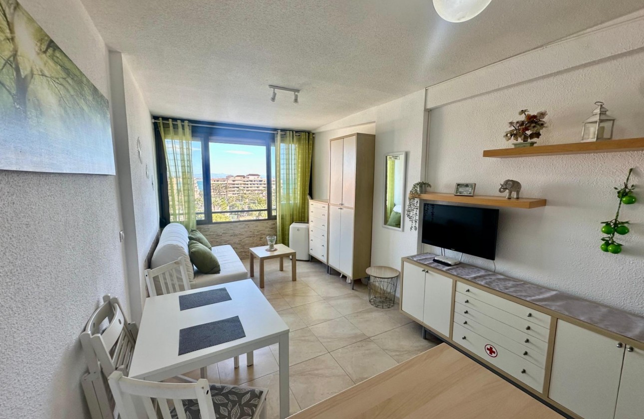 Resale - Apartment / flat - Torrevieja - Cabo cervera
