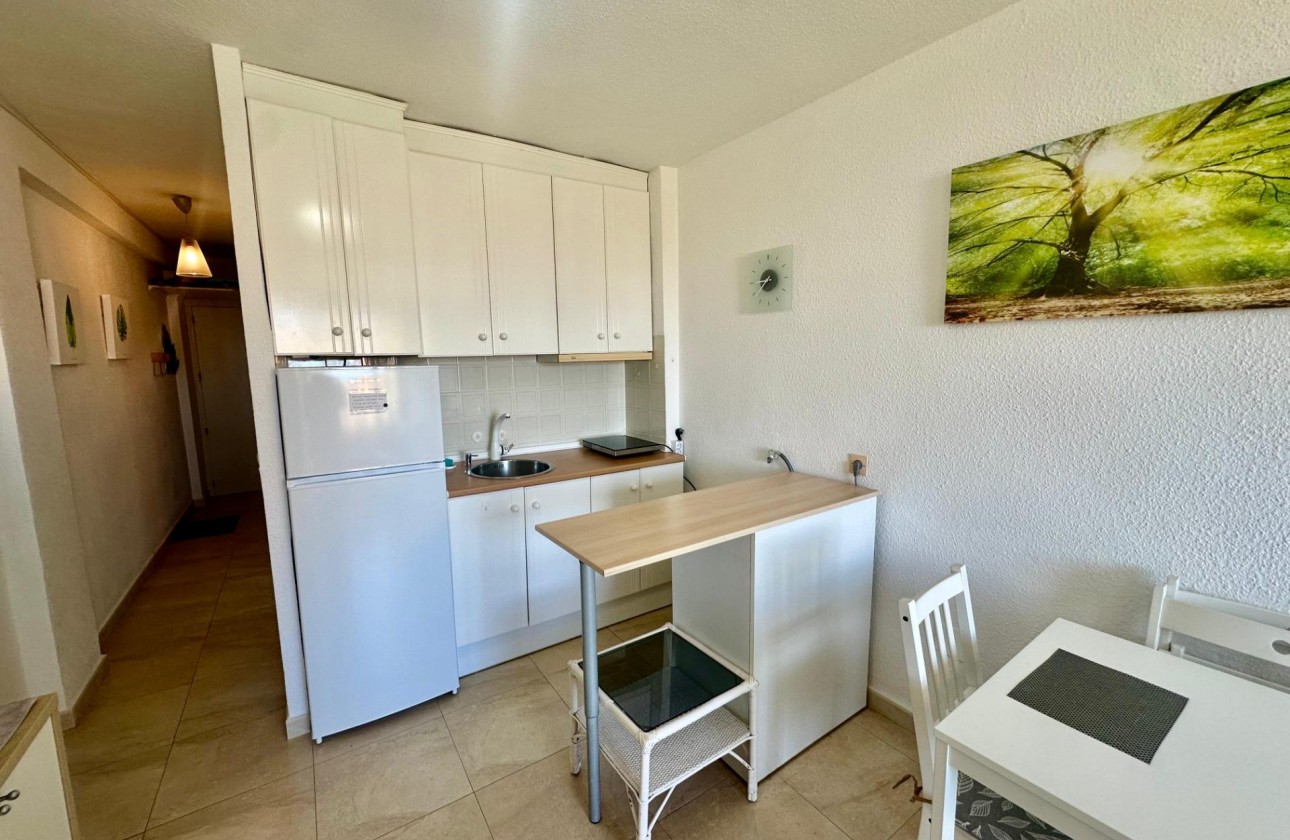 Resale - Apartment / flat - Torrevieja - Cabo cervera