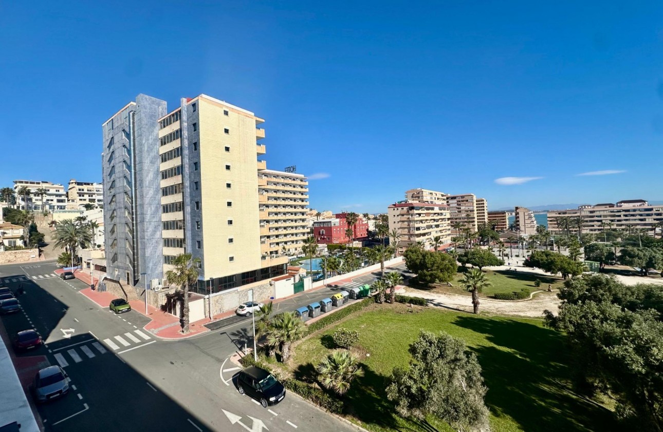 Resale - Apartment / flat - Torrevieja - Cabo cervera