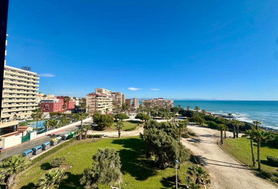 Resale - Apartment / flat - Torrevieja - Cabo cervera