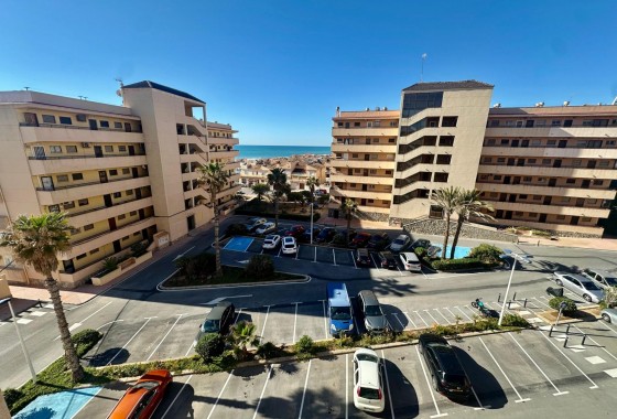 Resale - Apartment / flat - Torrevieja - Cabo cervera
